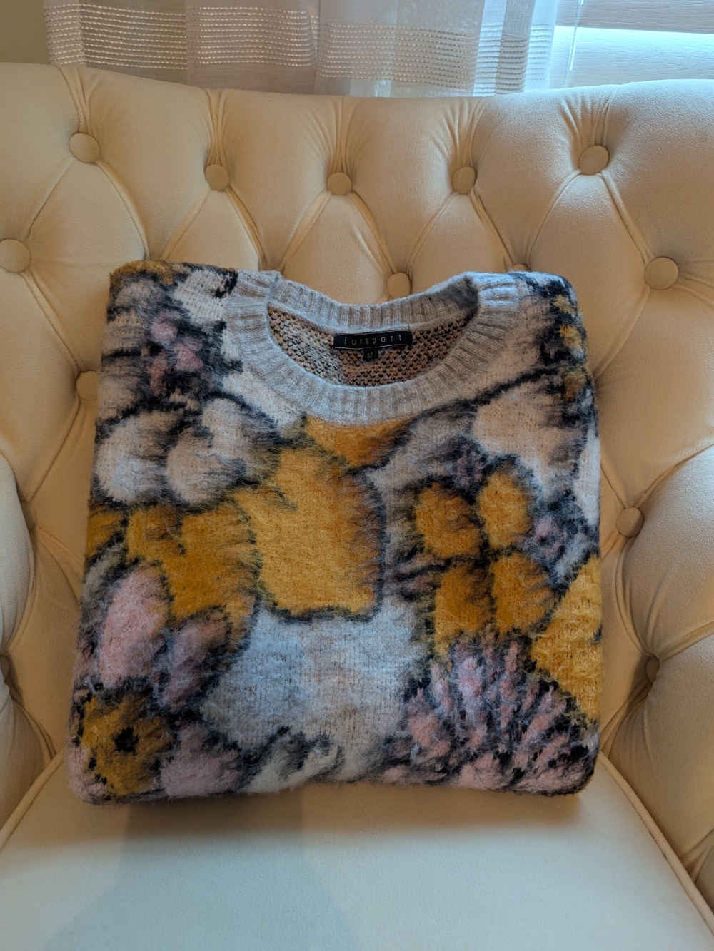 Lush Floral Crewneck Sweater - Light Gray with Yellow & Pink Flowers